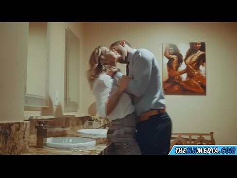 ❤️ Nuair a mheallann blonde busty tú i seomra scíthe poiblí ❤️❌ Super porn ag ga.xxxhdporn.ru ❌️